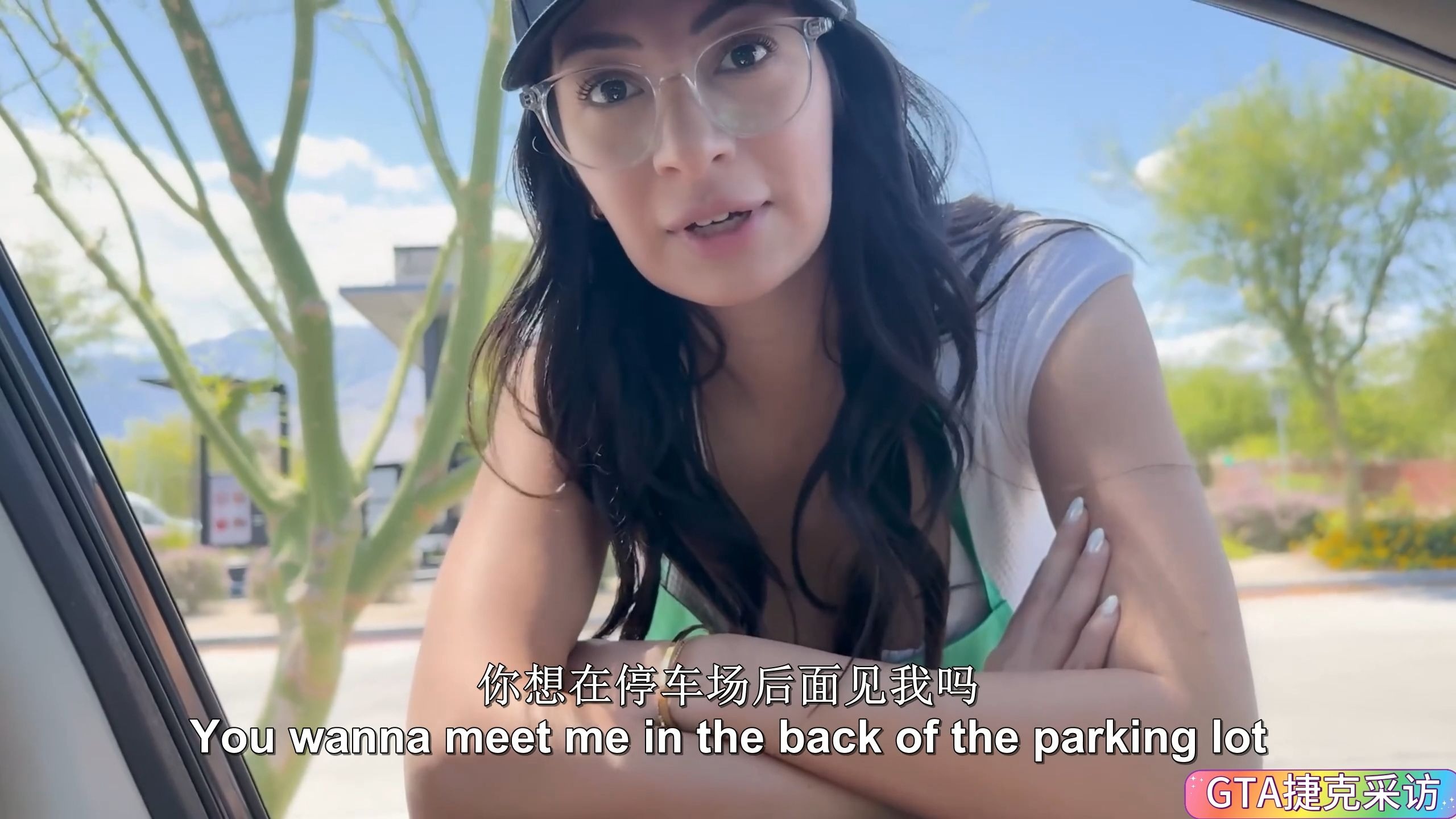 捷克街头搭讪-空气刘海白色卷发的贫乳运动装护士